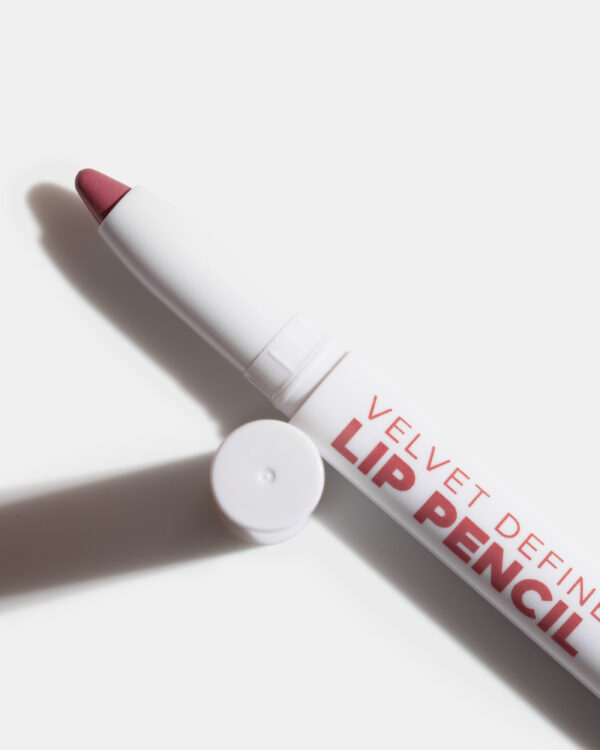 PLAYINN VELVET DEFINE LIP PENCIL - Image 2