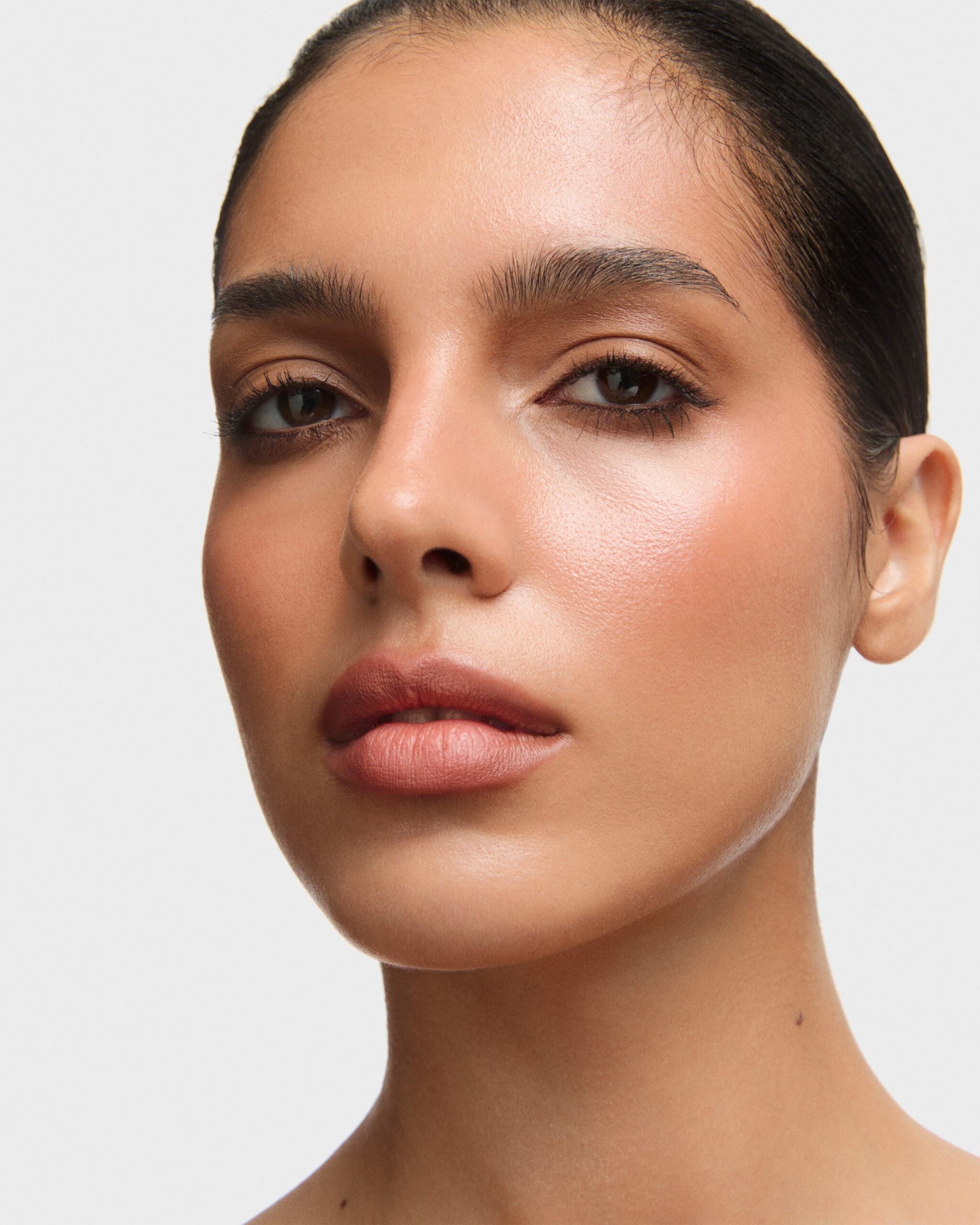 PLAYINN VELVET DEFINE LIP PENCIL - Image 4