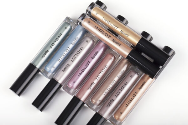 AQUASTIC CREAM EYE SHADOW - Image 3